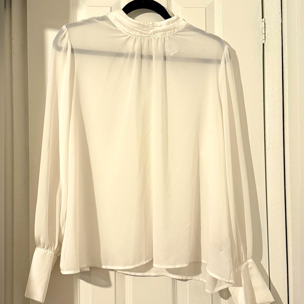White transparent blouse. Size 2X
